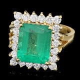 Stunning huge emerald surrounded by diamonds